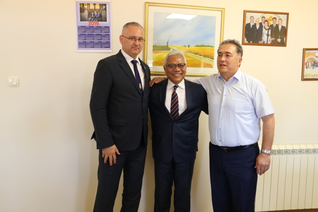 Meetings in Sremska Mitrovica in Serbia