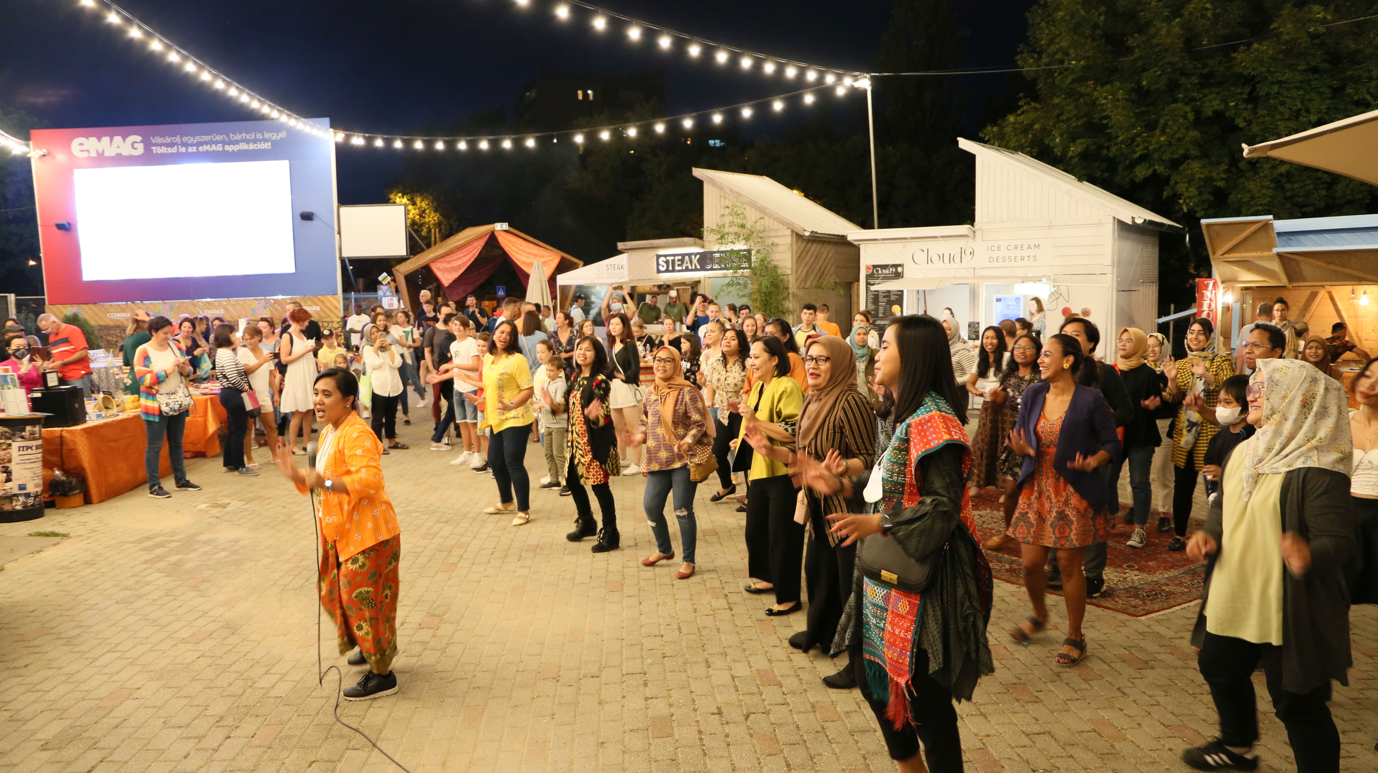 Indonesian Evening in HelloBuda - Indonéz Est a HelloBudában
