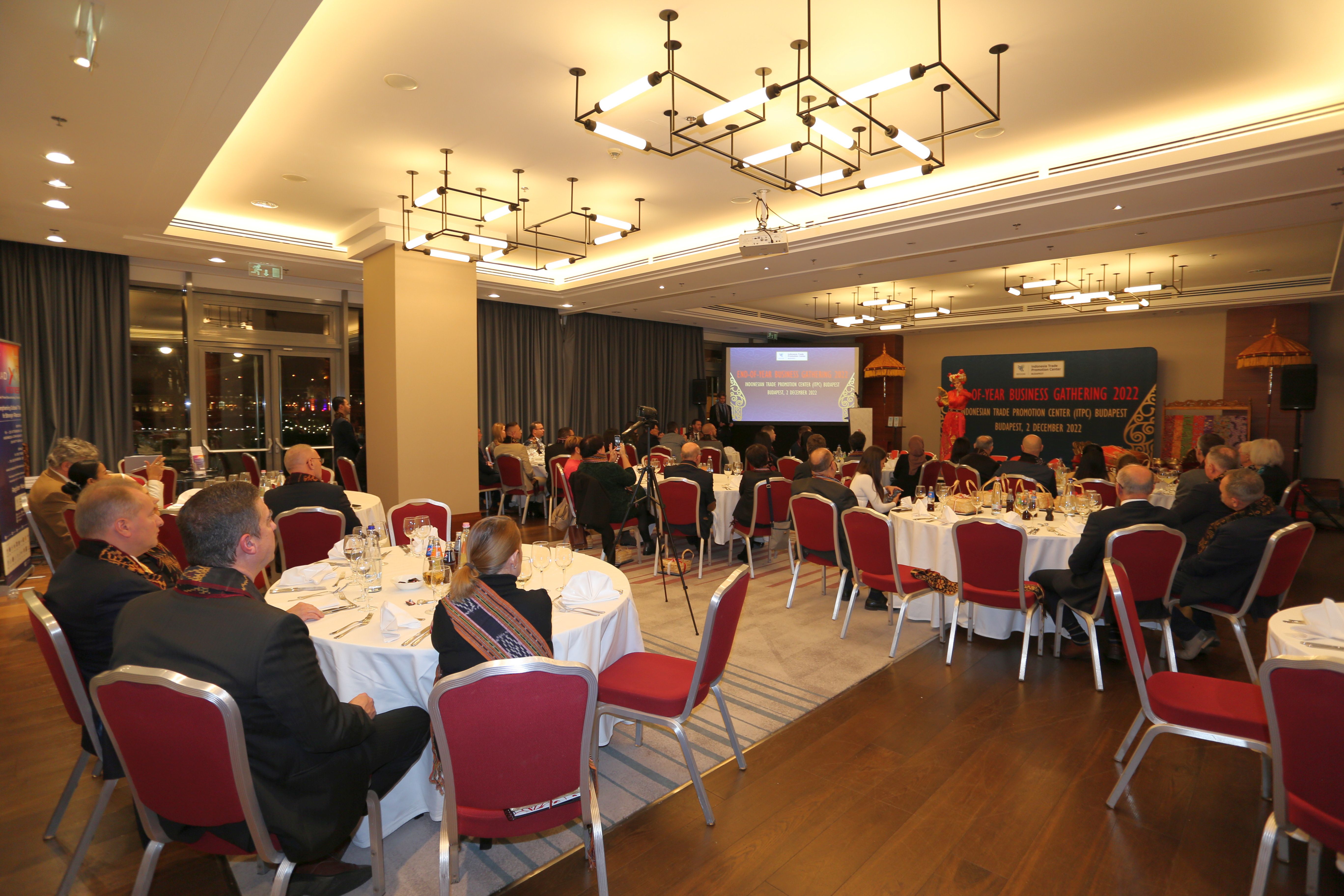 END-OF-YEAR BUSINESS GATHERING 2022