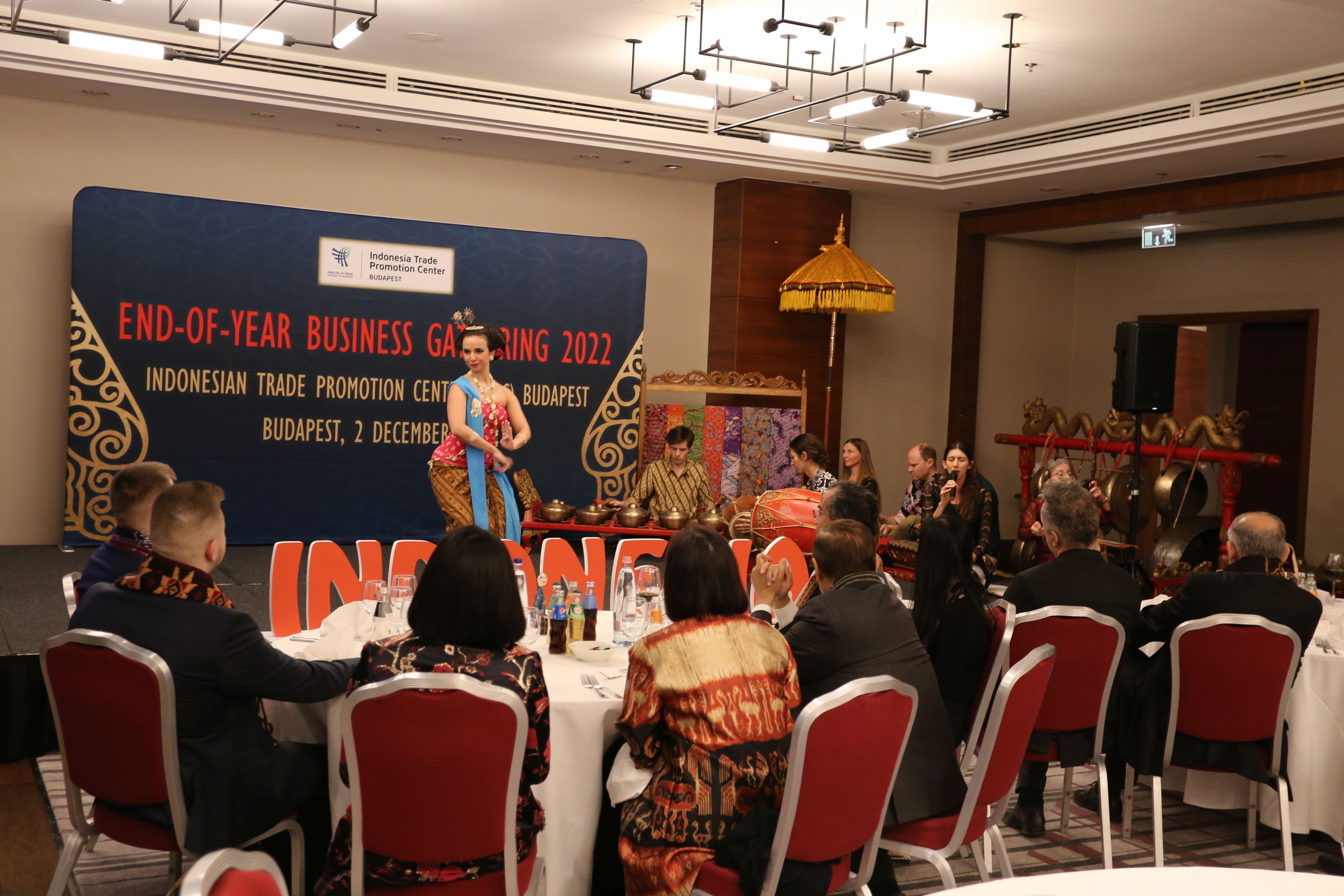 END-OF-YEAR BUSINESS GATHERING 2022