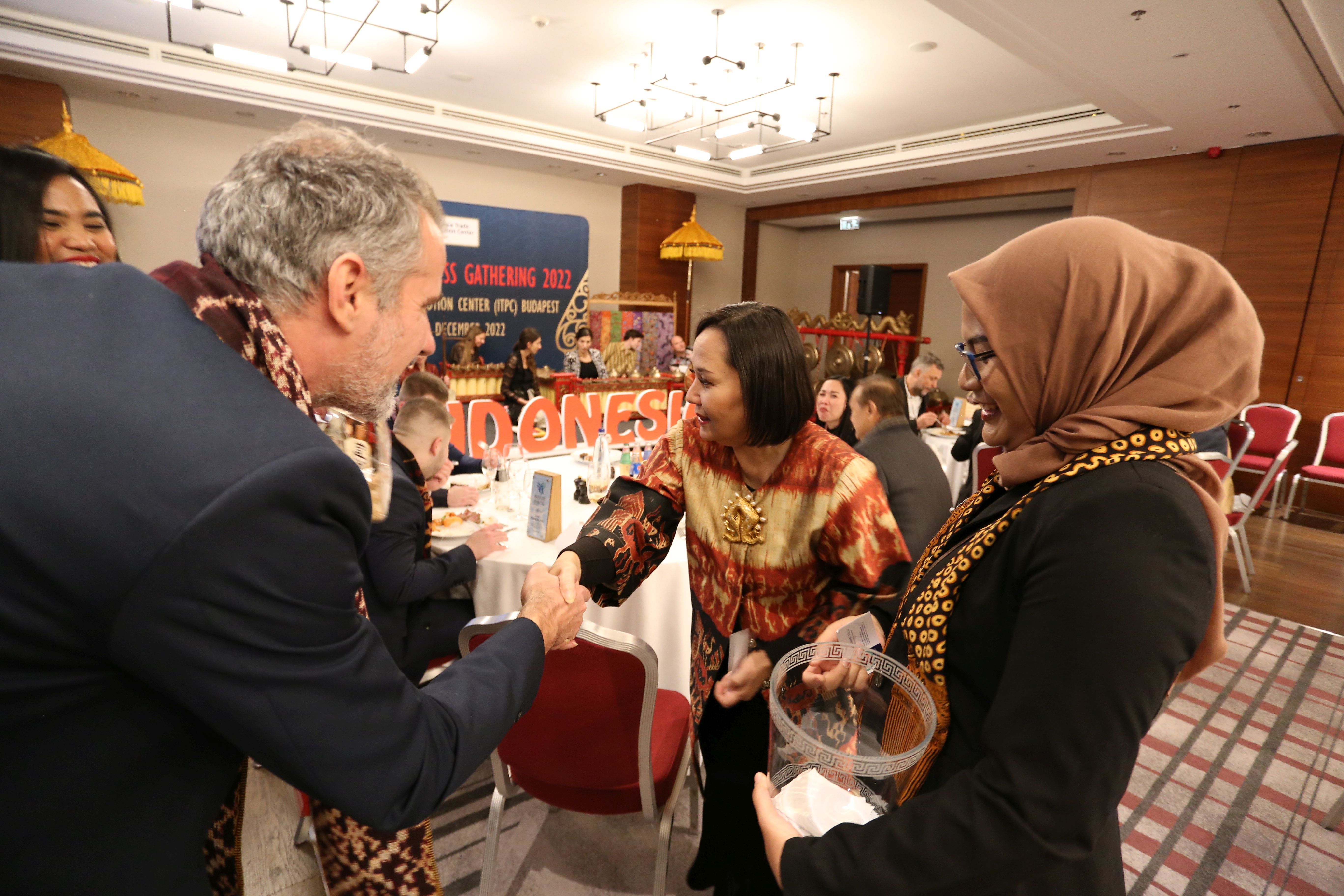 END-OF-YEAR BUSINESS GATHERING 2022
