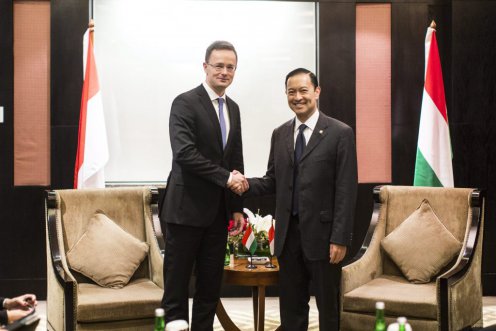HUNGARIAN ENTERPRISES SIGNED CONTRACTS WORTH 37.6 MILLION US DOLLARS
