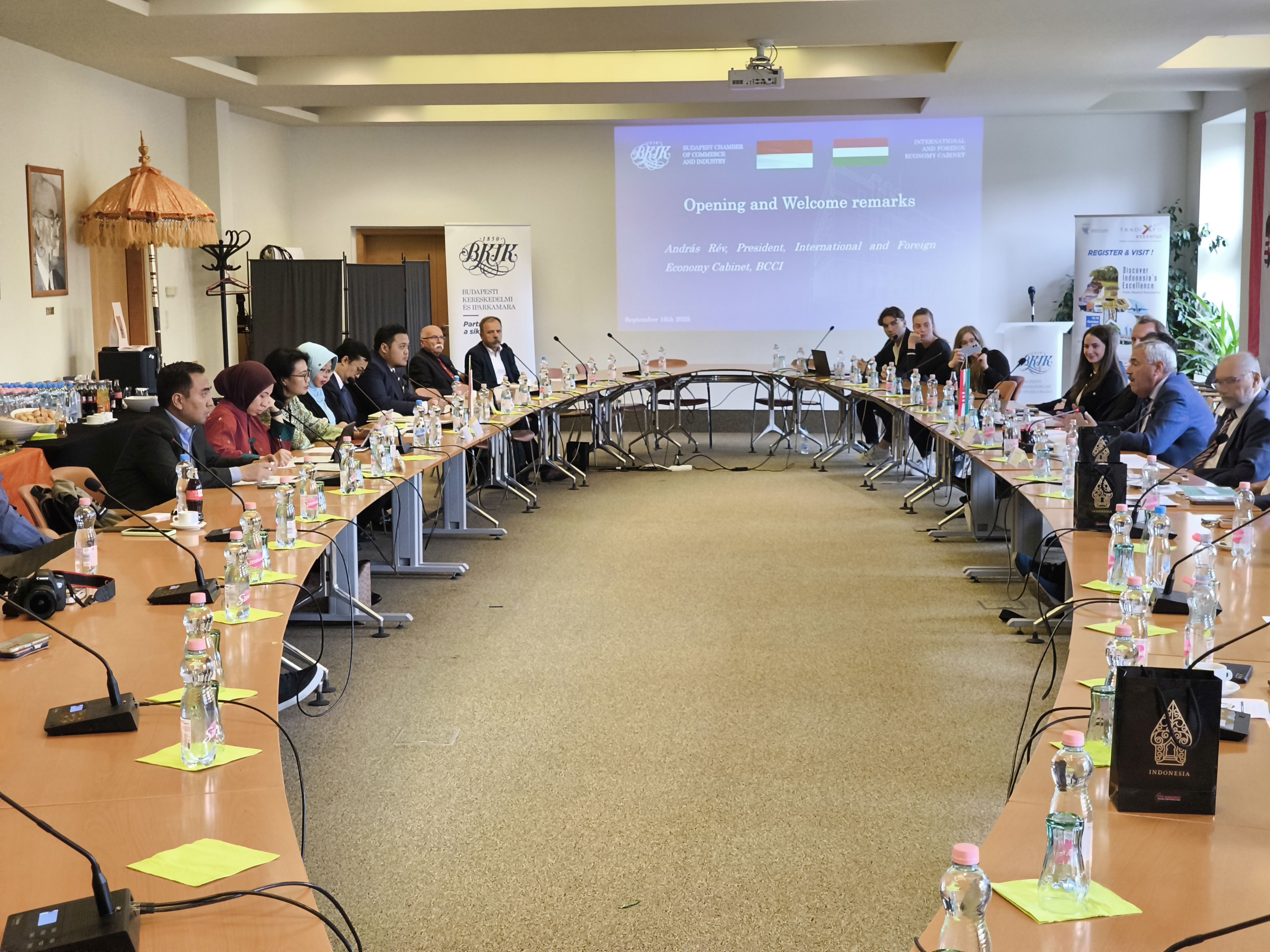Promosikan TEI di Forum Bisnis Indonesia-Hungaria,  Kemendag Ajak Pelaku Usaha Hungaria Perkuat Hubungan Dagang